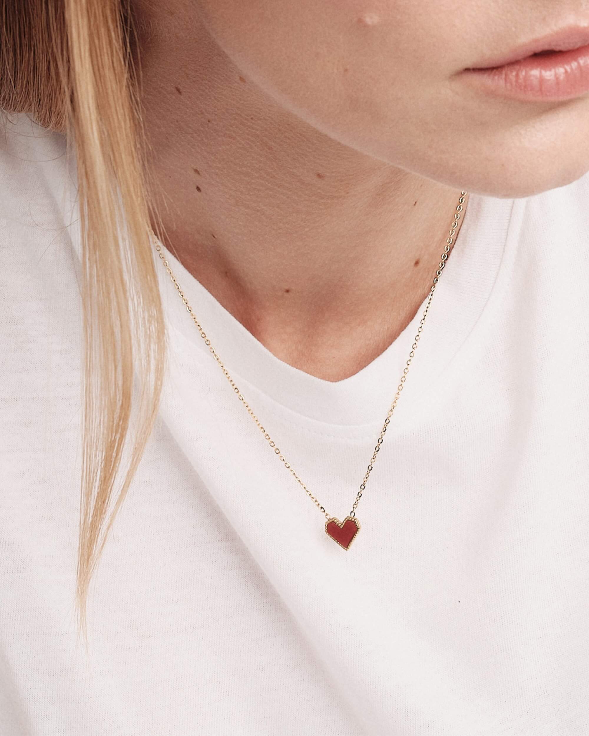 Collana a catena con pendente a Cuore Rosso